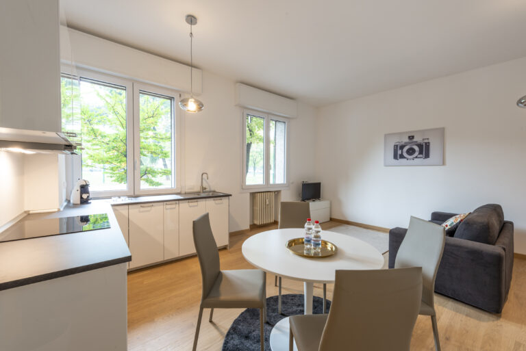 P.le Brescia - 1 Camera | 1 Bagno